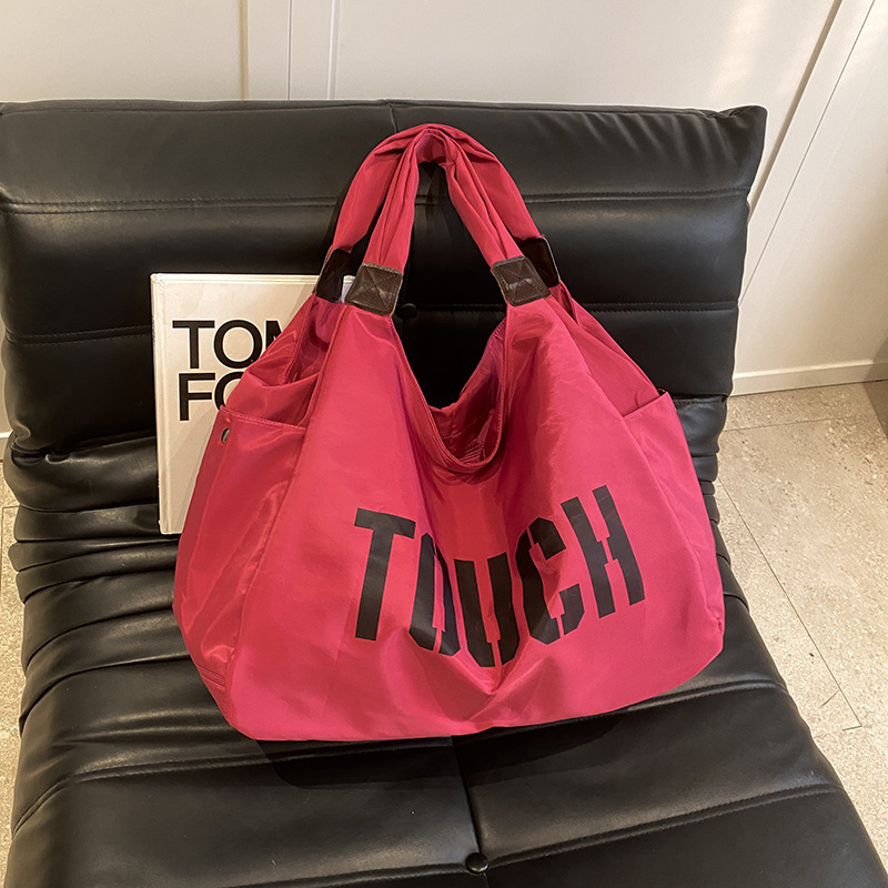 Large Capacity Travel Bag Waterproof Lightweight Nylon Handbag Team Dance Casual Shoulder Bag Short Travel Bag