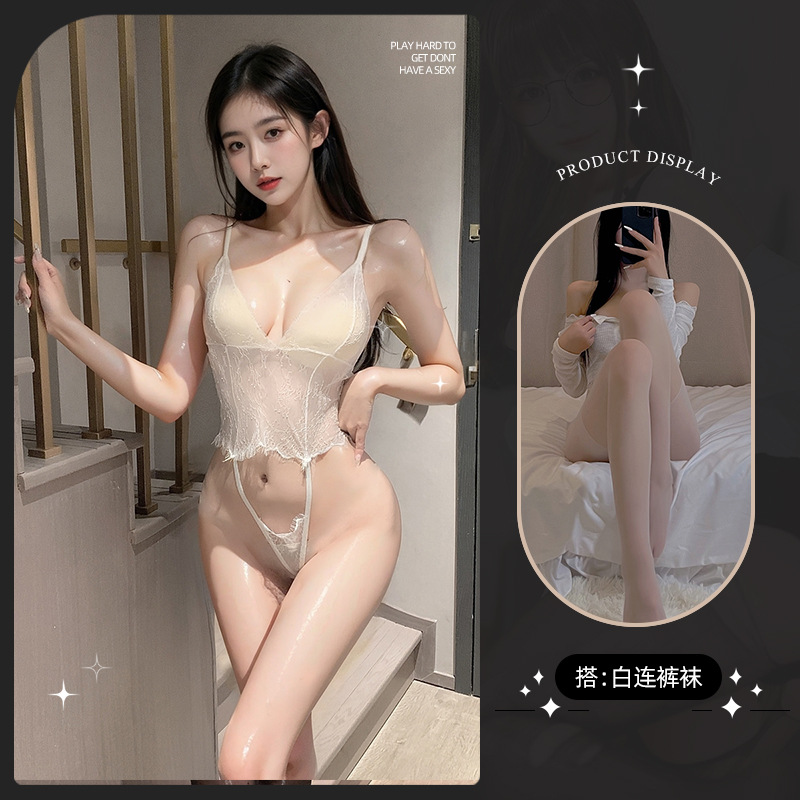 흰색 레이스 점프수트 + 흰색 팬티스타킹