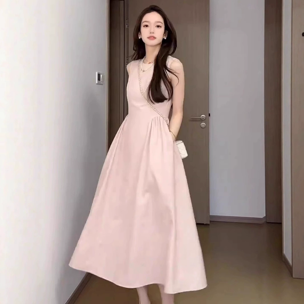 Французское нежное темпераментное розовое платье без рукавов