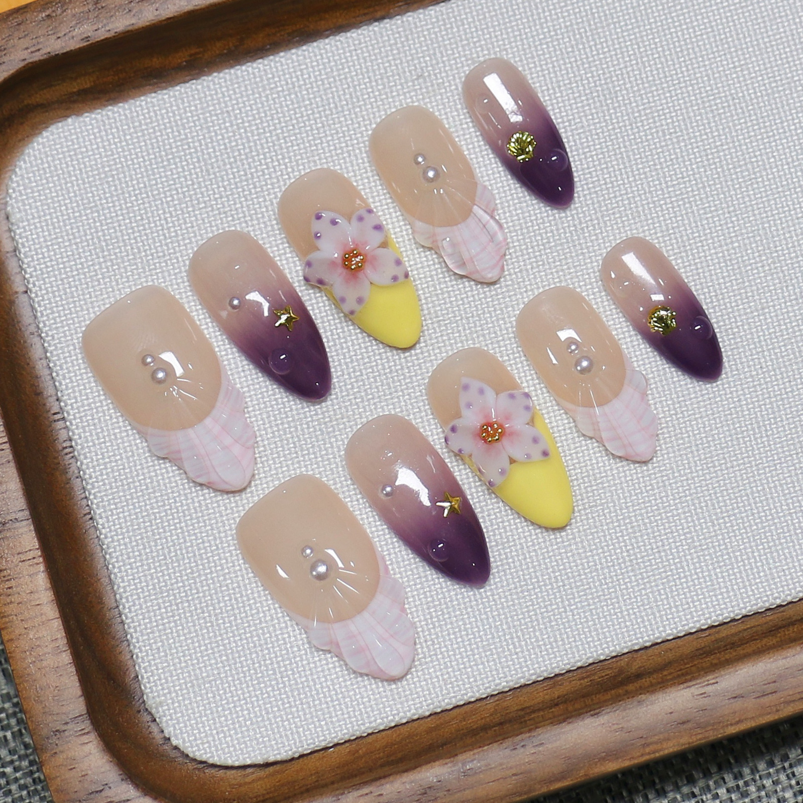 [Colección de manicuras talladas] comercio exterior transfronterizo exclusivamente para usar a mano puro parche de uñas falsas de almendras de estilo europeo y americano