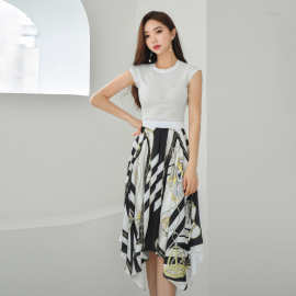 跨境季新款韩版优雅气质圆领修身短袖上衣修身高腰印花裙两件套装