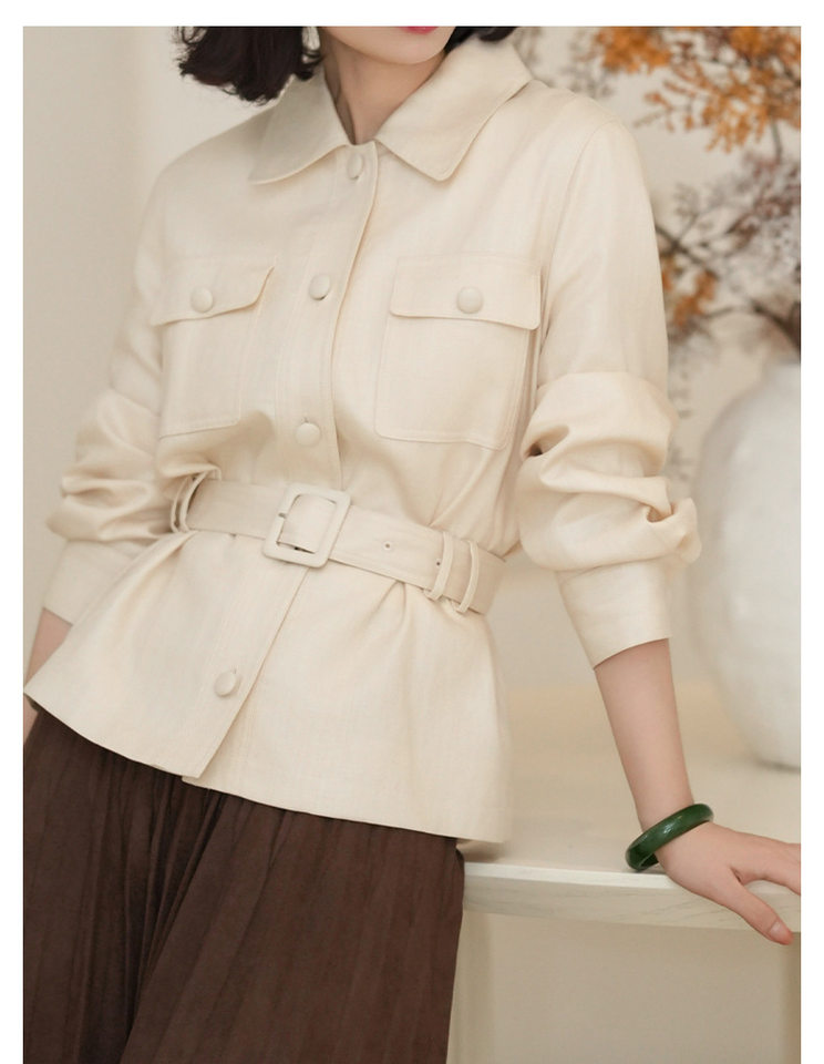 Áo khoác ngắn nữ pha Tencel và linen cổ polo tay dài chiết eo tôn dáng — Màu be chi tiết 11