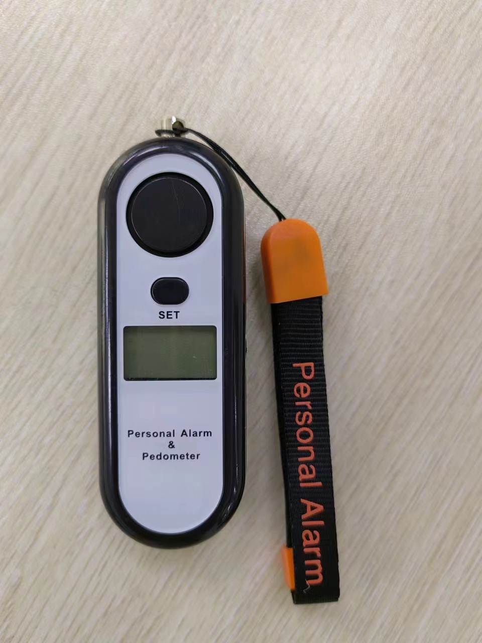 블랙 쉘 화이트 렌즈