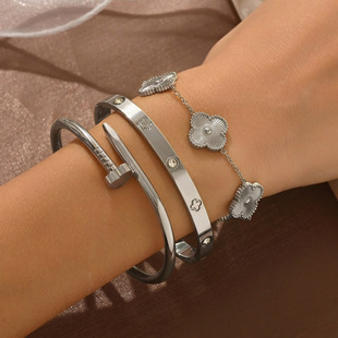 ���P䓽�ɫ���C18K���gold bangles��������S������ļ����