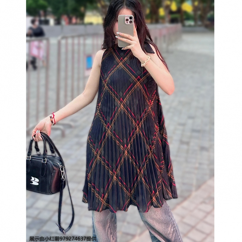 2403 빨간색 그리드