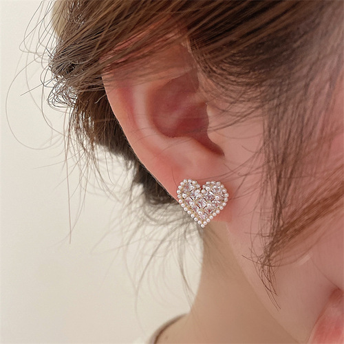 Sparkling Diamond White Pearl Love Earrings S925 Silver Needle Small Cute Female Small Exquisite Fashion Earrings Trendy Earrings