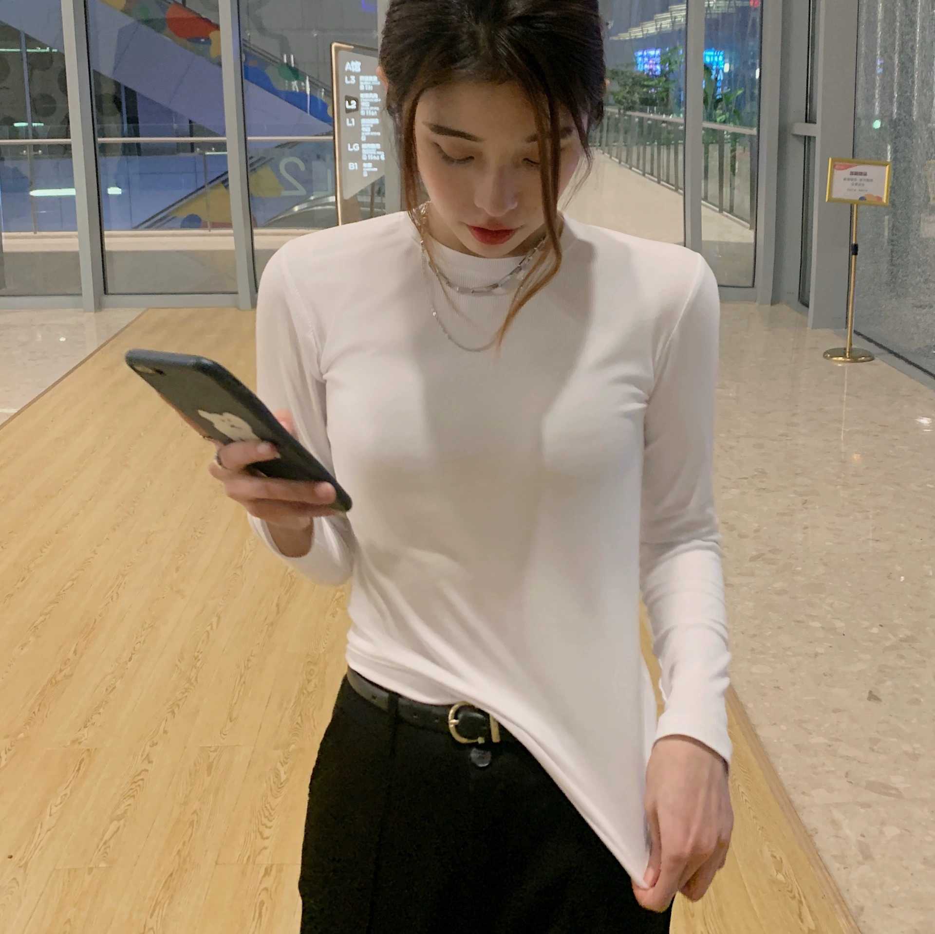 Long-Sleeve Slim-Fit Top, 300 g Body-Friendly Knit, Fitted Crewneck (2–XXL Colors Ivory/Black/Gray)
