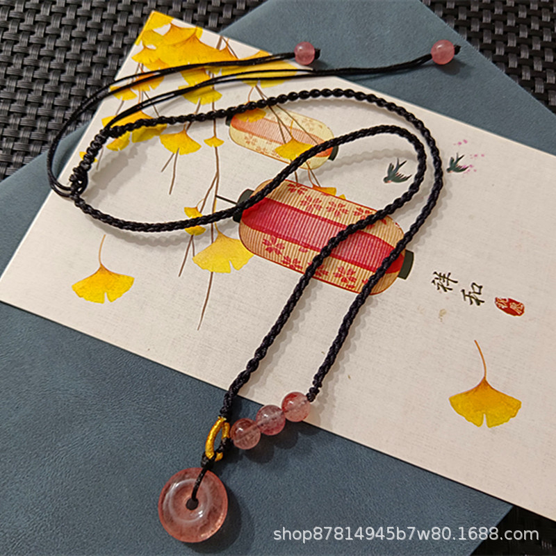 산생 III 딸기 크리스탈 피스 버클 목걸이 (직경 15mm)