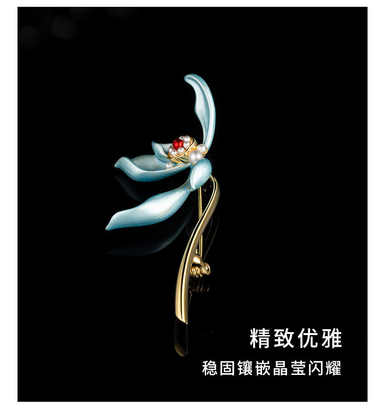 新款国风时尚优雅莲花胸针小众设计简约百搭花朵别针