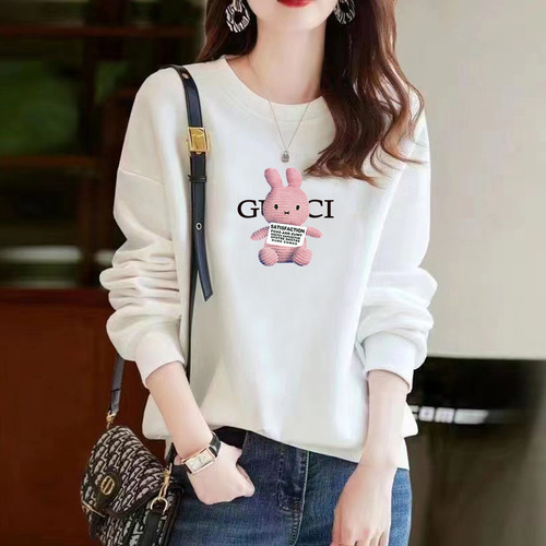 Round neck spring and autumn large size women's loose base shirt versatile new stylish medium length long sleeve top trendy