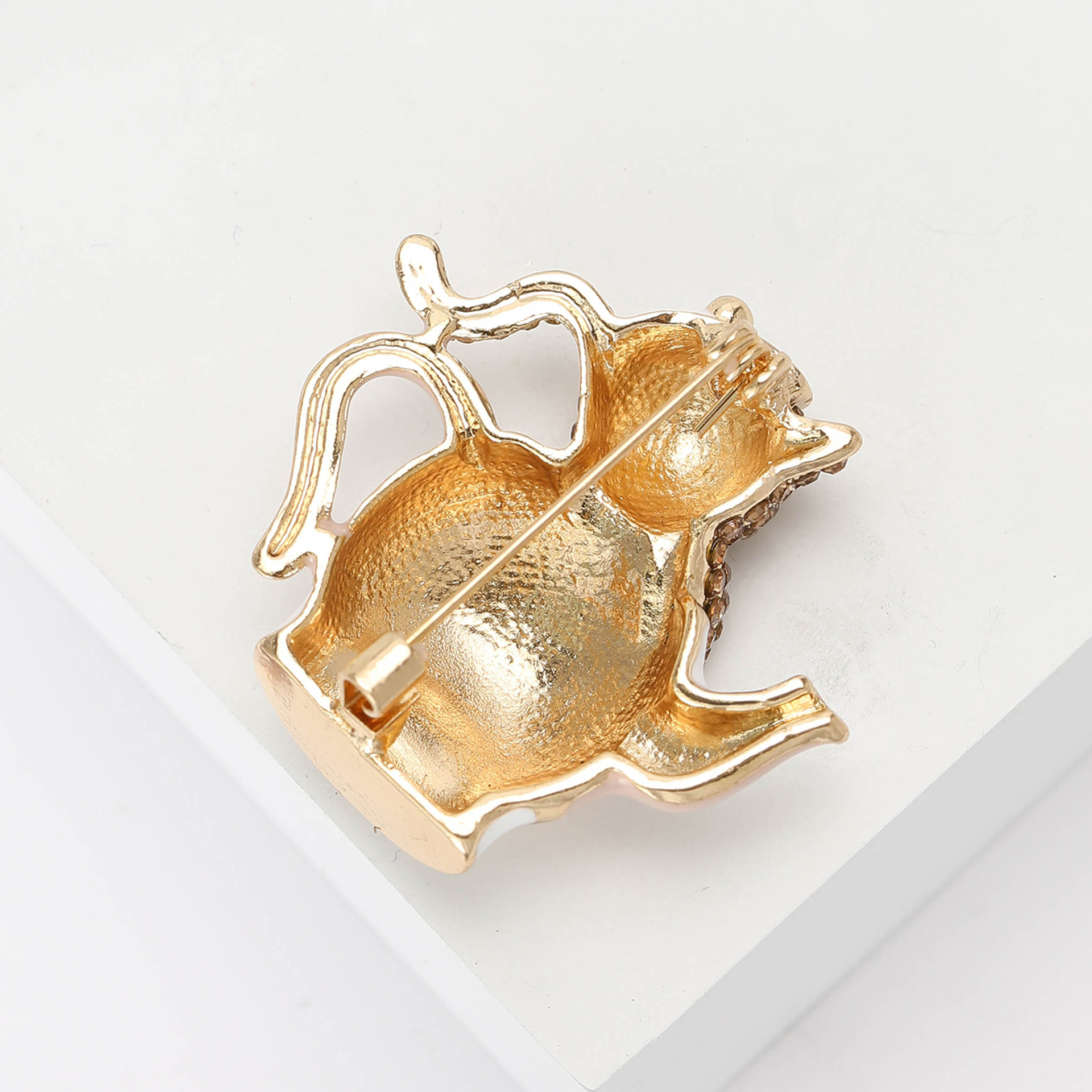 Korean Style Cute Creative Enamel Rhinestone Cup Bear Brooch Fashion All-match Men's and Women's Clothing Corsage Jewelry Pin