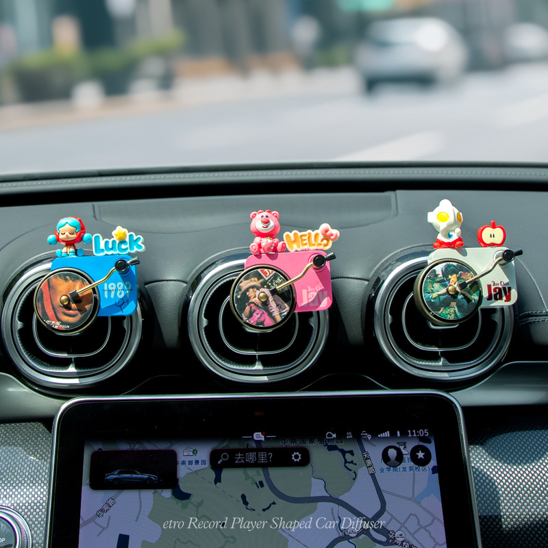 バブルマート車のスクリーン装飾品、かわいい漫画の車のエアベント、ラブブレコードプレーヤー、アロマセラピー|undefined