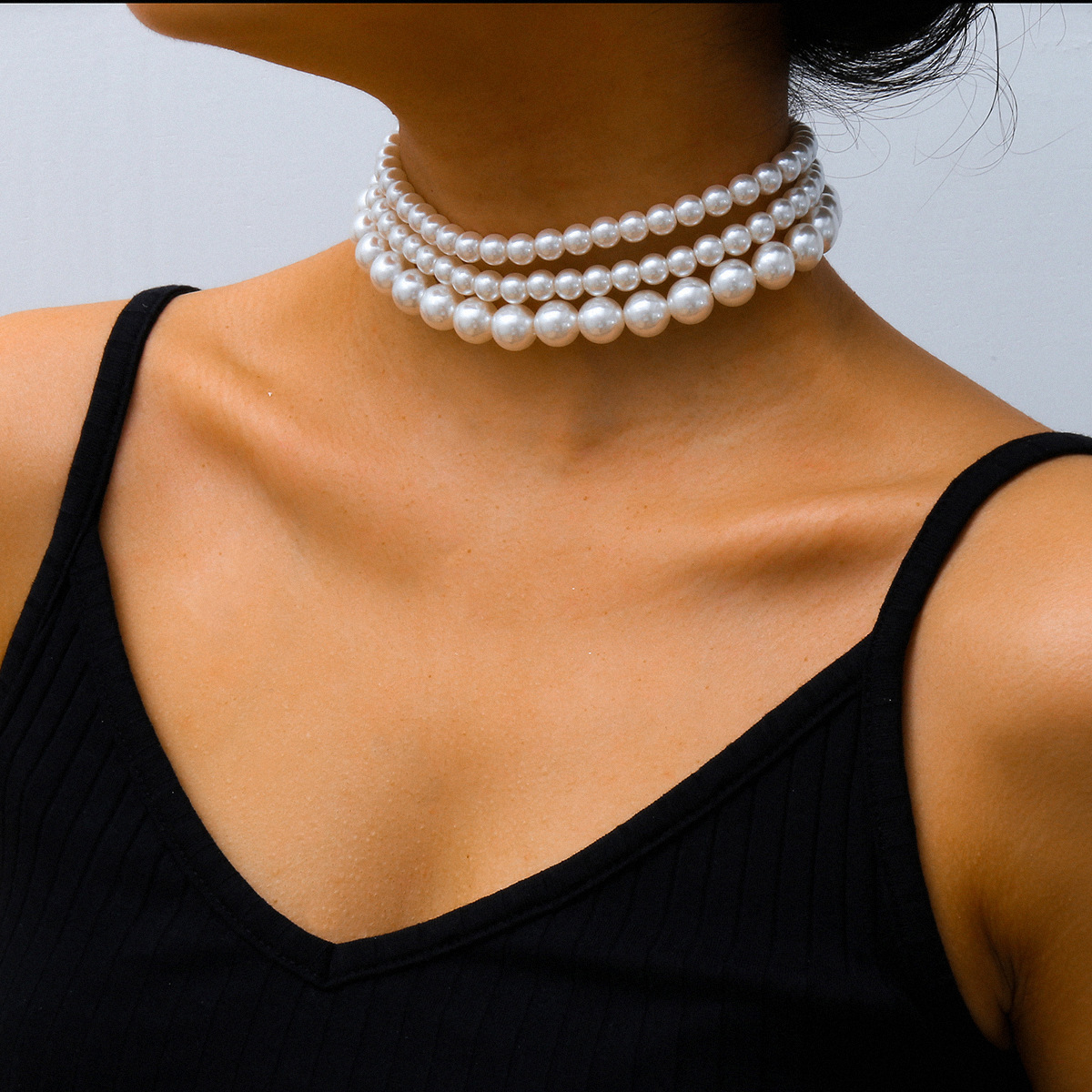 Gargantilla con perla barroca elegante bañada en oro y plata_voghion.com