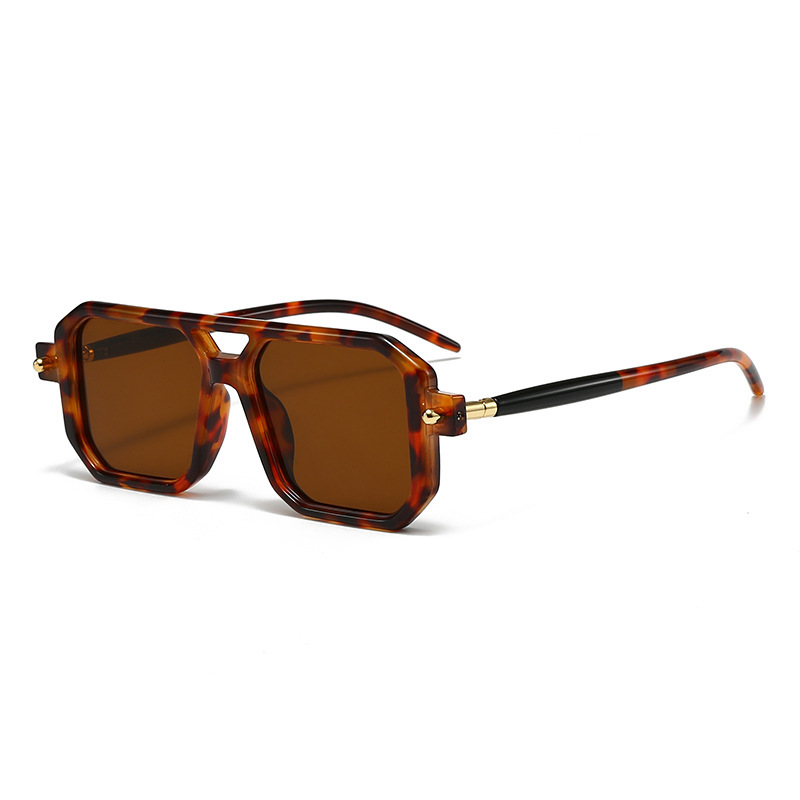 Nieuwe dubbele lichtbundel zonnebril, stijlvol en trendy voor streetstyle fotoshoots, perfect voor vrouwen, internetberoemdheden en persoonlijkheden._voghion.com