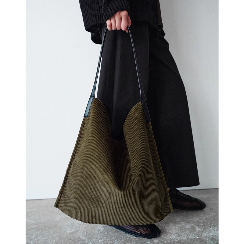 Niche Moss Green Corduroy Tote Bag, Large Capacity Casual Underarm Bag, Relaxed Style Bag, 2025 New Model Shoulder Bag Niche Moss Green Corduroy Tote Bag, Large Capacity Casual Underarm Bag, Relaxed Style Bag, 2025 New Model Shoulder Bag