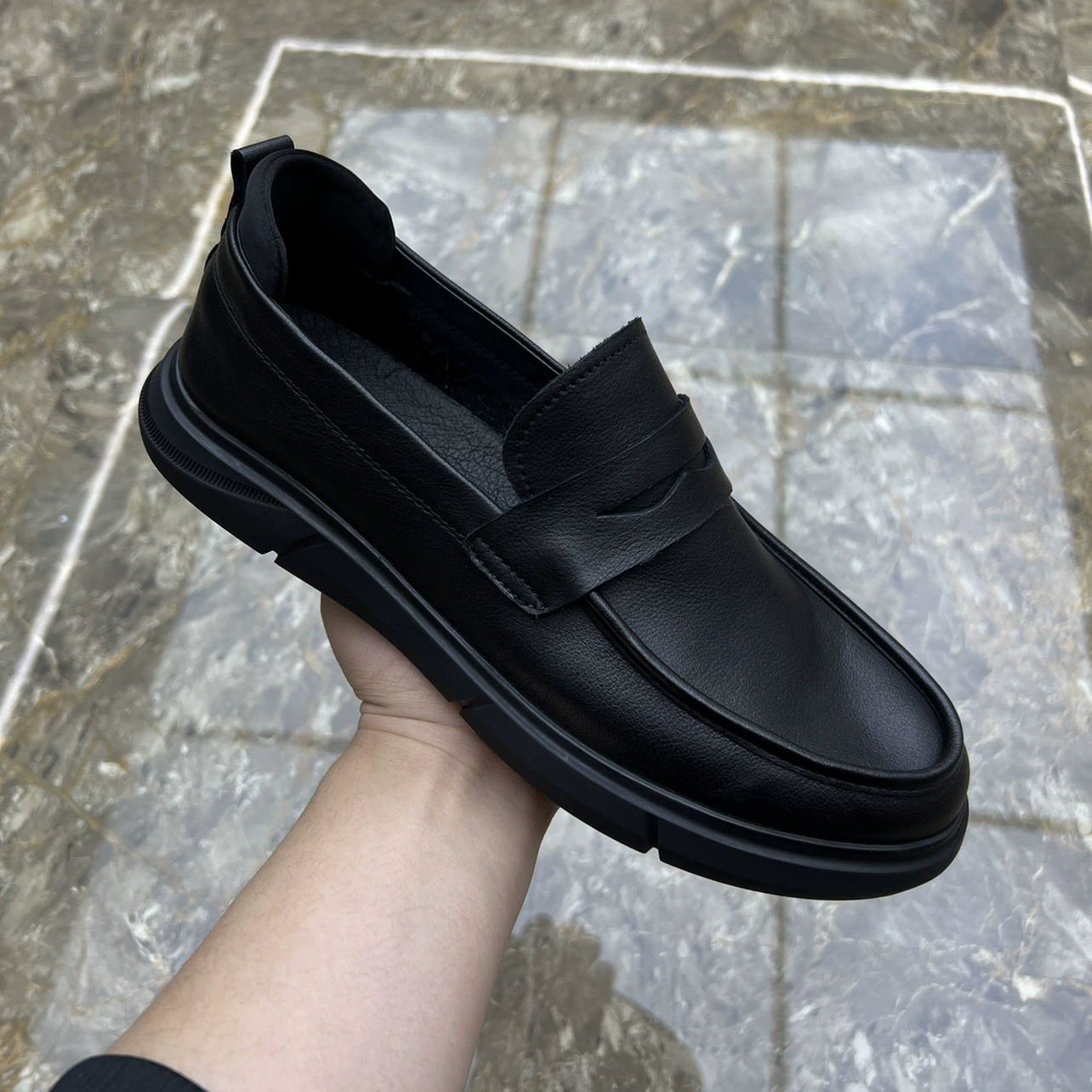 Повседневная кожаная обувь из натуральной кожи, мужские новые Лоферы без шнуровки 2022 года, лоферы, черные британские мужские деловые мужские туфли