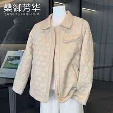 时尚妈妈秋装翻领菱格轻薄棉服2025新款中老年人女装洋气夹棉外套