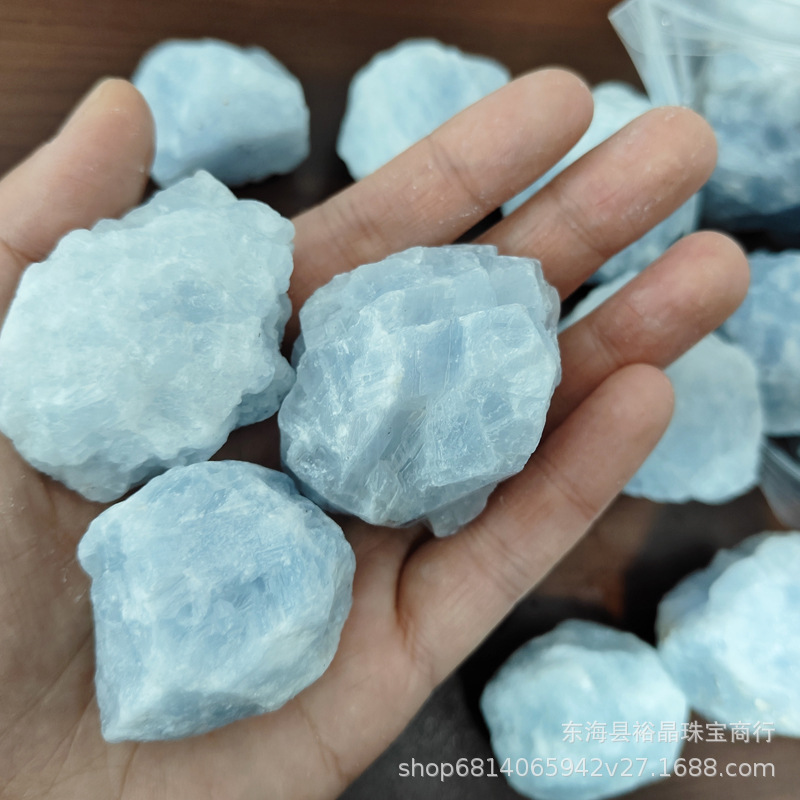 Natural Crystal Raw Stone Blue Calcite Gravel Blue Crystal Expanding Stone Fish Tank Decorative Crystal Ore Specimen