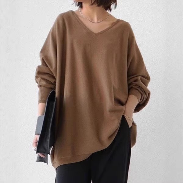 Skin-Friendly Inner Wear, 2026 Spring/Summer New Japanese Luxury Brand Loose-Fitting Pure Cotton Comfortable V-Neck Long-Sleeve Knit Sweater for Women Skin-Friendly Inner Wear, 2026 Spring/Summer New Japanese Luxury Brand Loose-Fitting Pure Cotton Comfortable V-Neck Long-Sleeve Knit Sweater for Women