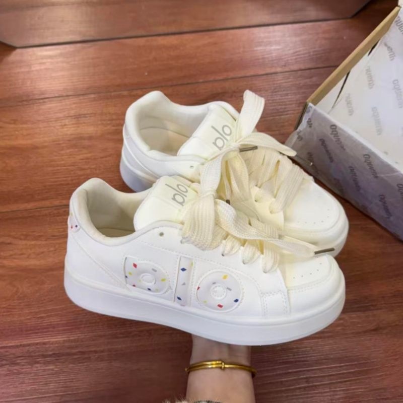Calzado casual coreano de estilo de escuela de alto valor facial, zapatos de entrenamiento de moda para mujeres, zapatos de skate anti-fuego originales de alto nivel. image 4