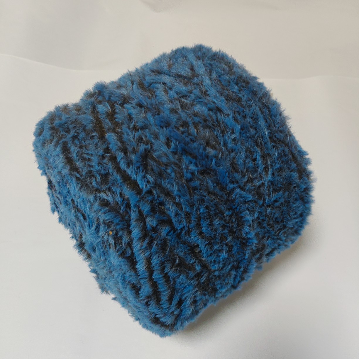 网红款66号色棕色加蓝毛0.6支皮毛纱用于帽子围巾家纺用品的特种