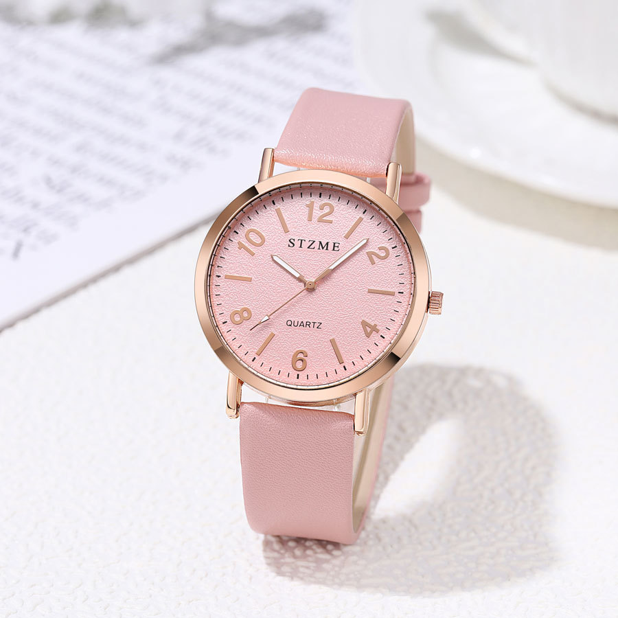 New British Fashion Casual for Women, Simple Digital Women's Belt, Quartz Watch_voghion.com