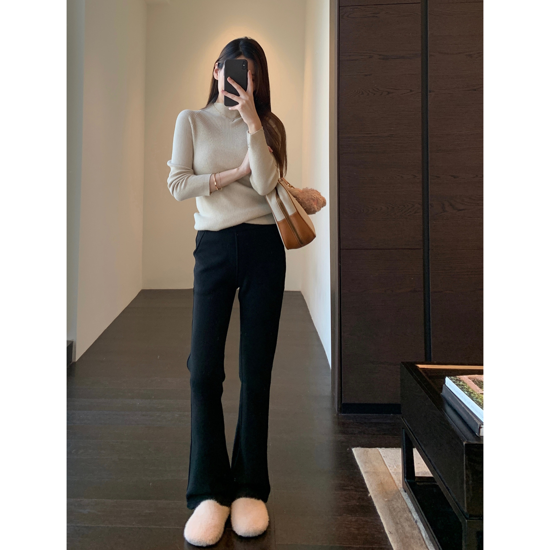 Bell-Bottom Pants That Make Legs Look Longer, Fleece-Lined and Thickened, Plus-Size Black Pants, High-Waisted Slimming Horse-Leg Pants, Flared Pants for Women, New Autumn and Winter Style