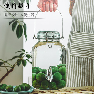Wholesale sparkling wine glass bottle green plum bayberry wine bottle with tap brewing bottle household sealed pickled vegetable glass jar