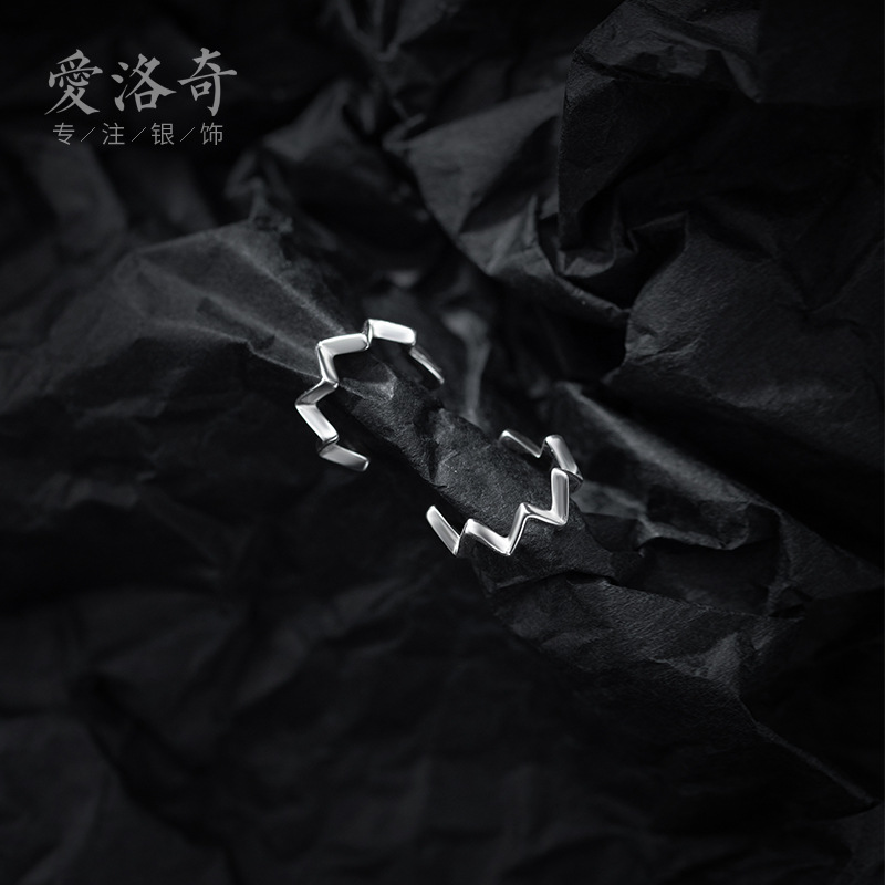 Eloch S925 plata corazón latido orejas línea ondulada sin agujeros de orejas simple coreana orejas de hueso orejas G5927