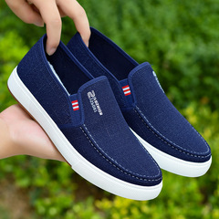 Men's shoes 2023 spring new low-top breathable slip-on lazy casual sneakers lightweight soft-soled canvas shoes for men