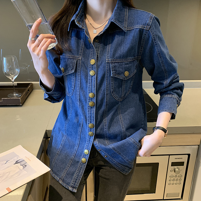 Blue Denim shirt Women's Spring and Autumn French retro stacked shirt vest two-piece gold buckle heavy work coat top