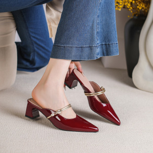 ��ʽ�߸���Ь2025�Ŀ�С���¼��^�ָ�����ϵ�OӋ��С���r��ŮЬ��