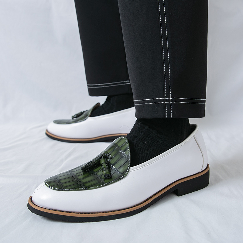 Zapatos de hombre transfronterizos tallas grandes primavera y otoño nuevos zapatos de cuero zapatos de cuero con flecos de moda zapatos de cuero de estilo británico de moda comercio exterior