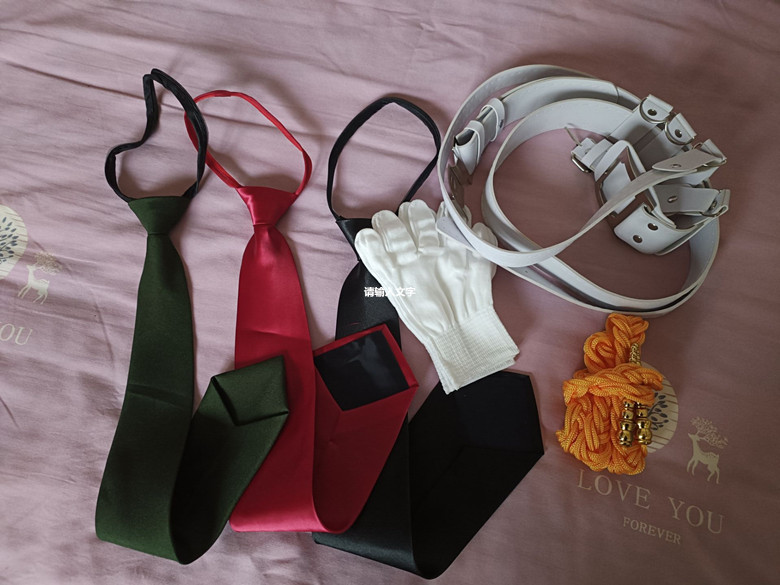 깃발 깃발대, 액세서리, 넥타이, 공연복, 군악대, 어깨표, 벨트, 장갑, 각종 드럼 밴드 장식