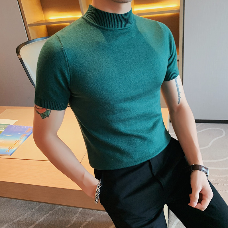 Dark green (short-sleeved style)