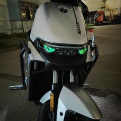 9号M95c85cN90E100200PNzMzMIX立体悪魔目シール夜光猫眼シールを適用する