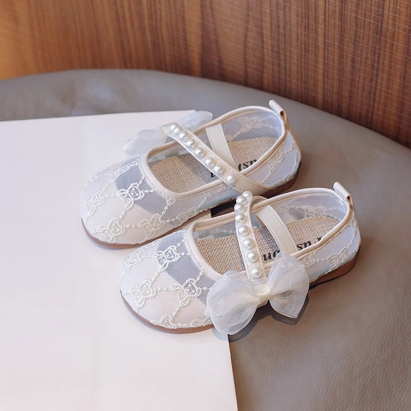 女の子用漢服靴、春夏中空ビーニーシューズ、子供用古代スタイルの柔らかい底の刺繍入り中国風古代衣装プリンセスシューズサンダル|undefined