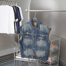 外贸巴黎b家秋冬新款 做旧磨损破洞宽松版型牛仔马甲情侣款一件发