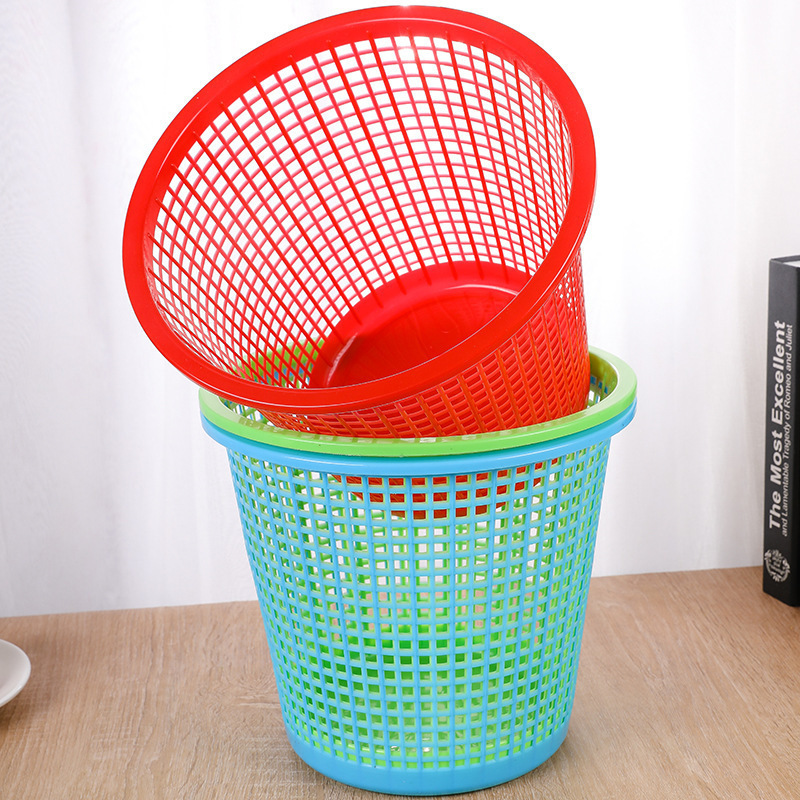 2 yuan trash can round plastic storage home office wastepaper basket grid trash basket wholesale 2 yuan trash can round plastic storage home office wastepaper basket grid trash basket wholesale