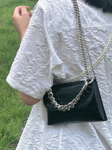  Spring Niche Design Crocodile Print Chain Top Handle Bag Retro Baguette Single Shoulder Crossbody Bag for Women