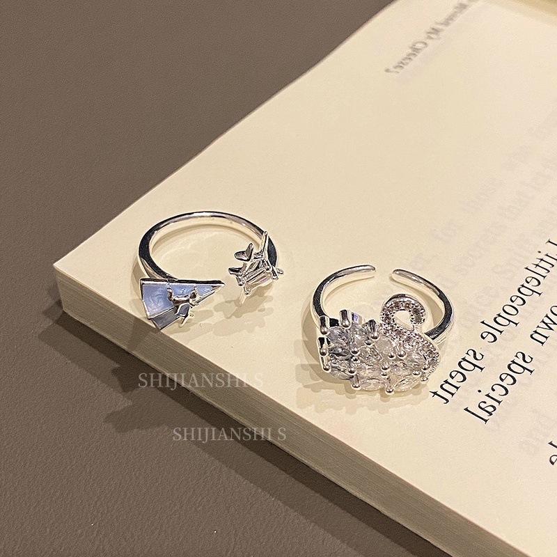 "Ice Snow" Blue Swan Design, Compact and Exquisite Thorn-Like Small Airplane, Light Luxury and High-End Feel Index Finger Ring
