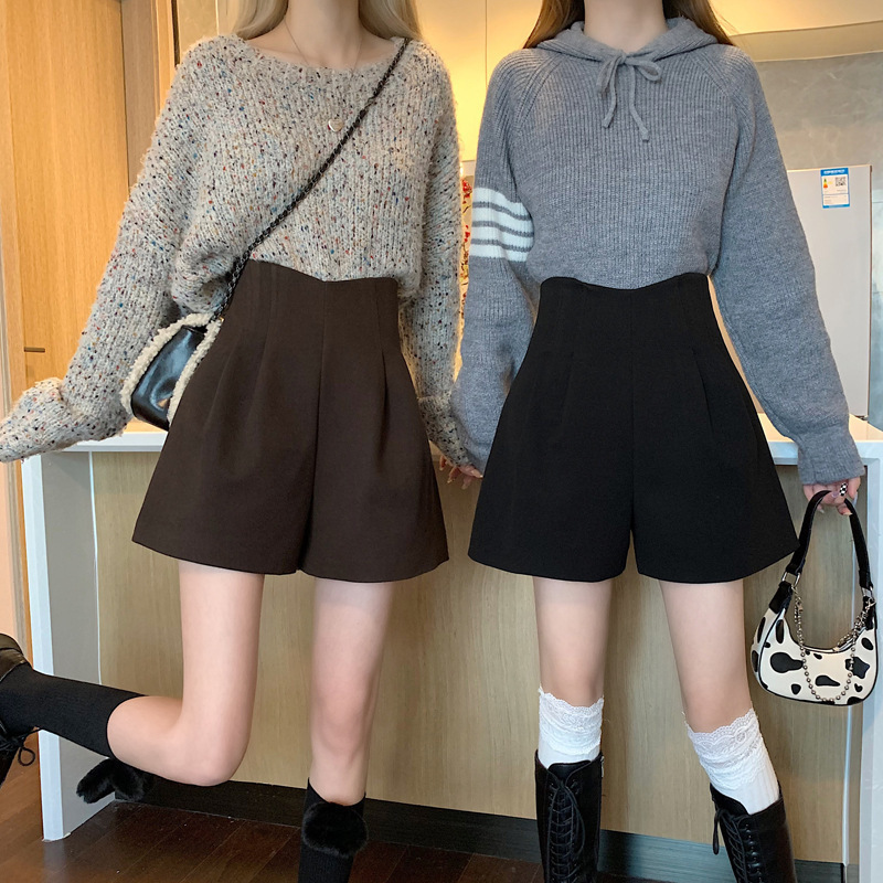 Woolen Shorts Women's 2024 New Autumn and Winter Outer Wear High Waist Wide Leg Casual Pants Internet Celebrity Popular Street Fried Long-Shaped Boots
