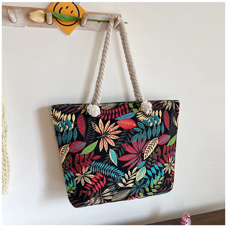 Women's Medium Canvas Geometric Stripe Streetwear Sewing Thread Square Zipper Tote Bag display picture 43