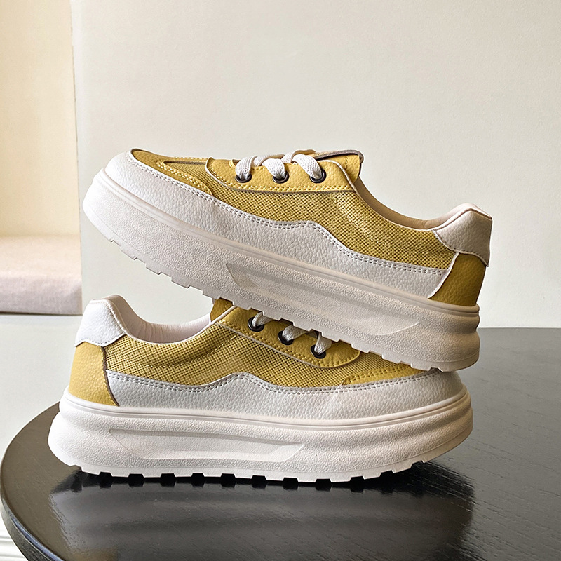 Zapatos blancos de boca baja retro mujeres 2025 verano nuevos zapatos individuales zapatos blancos huecos transpirables casuales de fondo plano mujeres