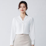 Tay áo dài màu trắng phong cách nữ