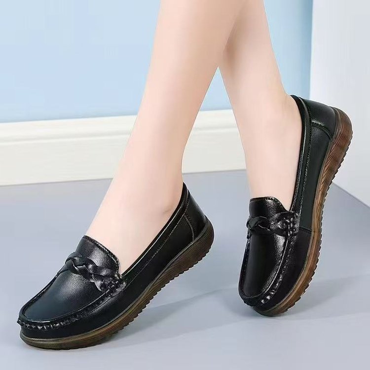 Zapatos de madre con suela suave y poco profunda, zapatos cómodos de talón bajo, primavera de 2026, nuevos zapatos de pedal universal Lefour.