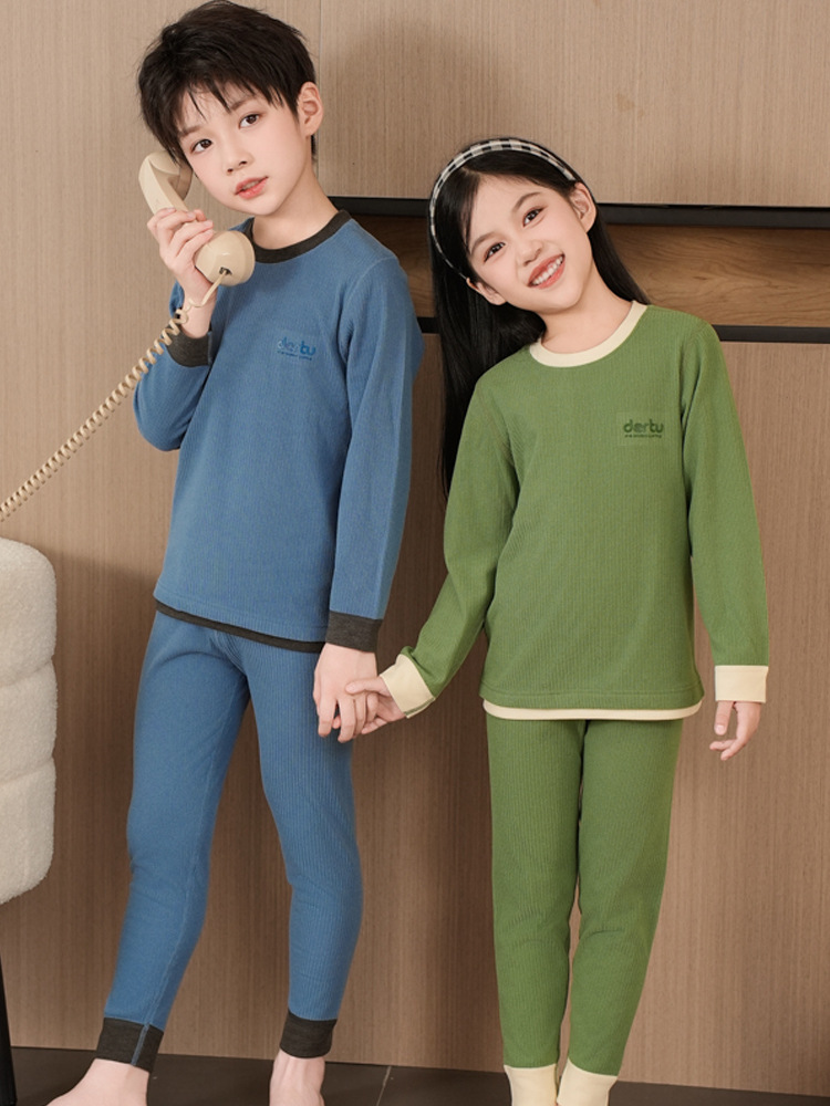 Winter children's keep warm set