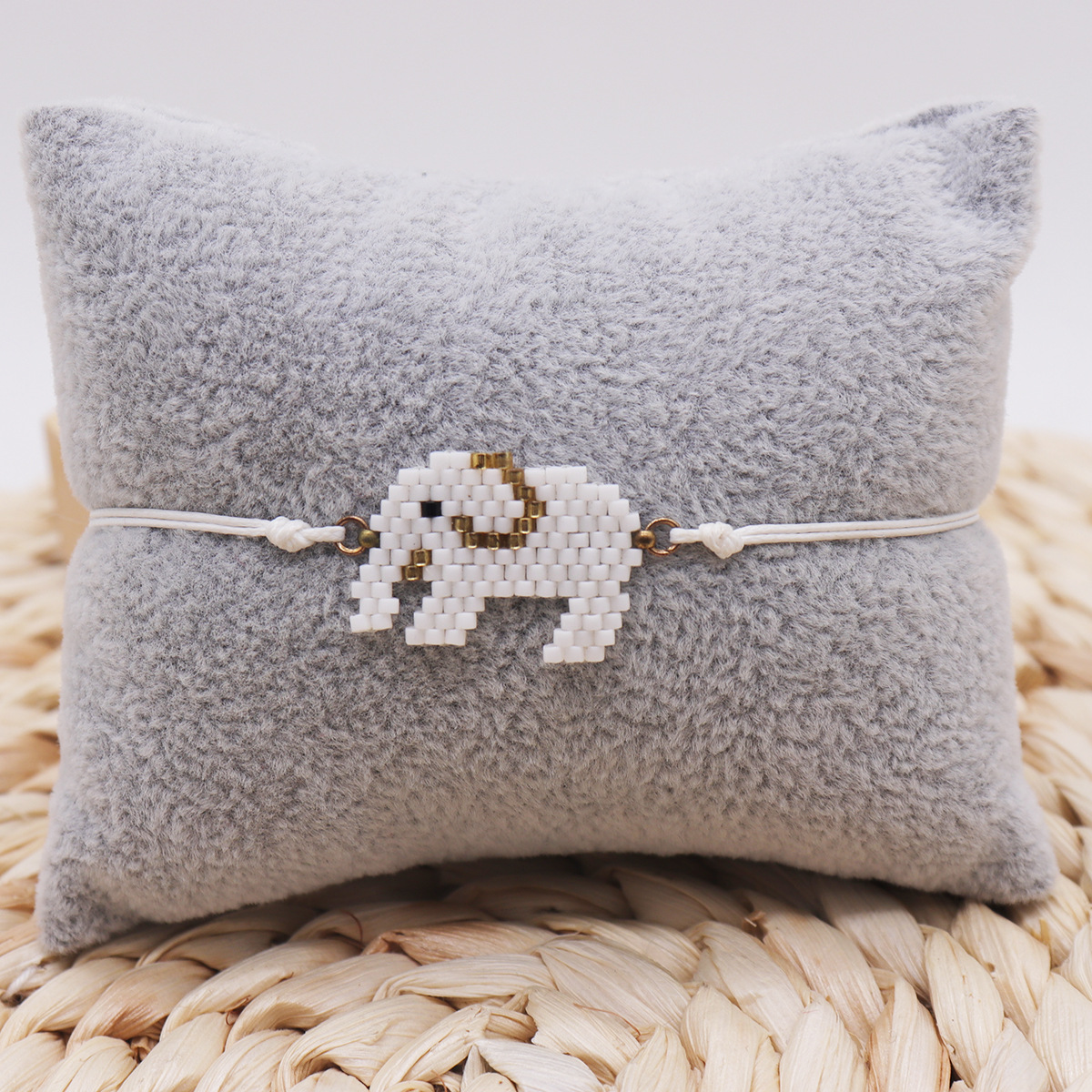 IG-Stil Elefant Saatperle Seil Kettenlos Streich Armbänder Großhandel display picture 10