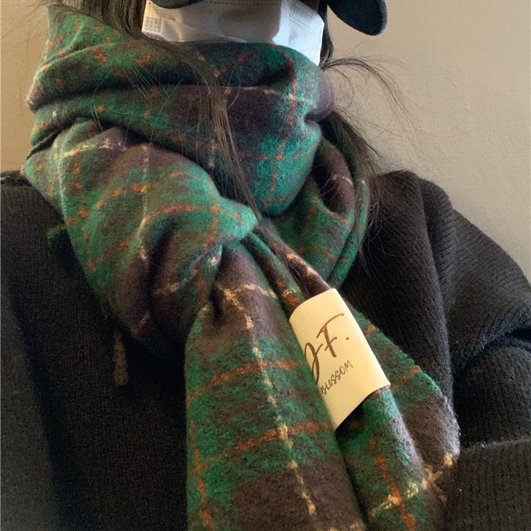 Versión coreana del nuevo producto bufanda a cuadros de cachemira de imitación mujer otoño e invierno bufanda cálida gruesa estudiante bufanda de moda de todo fósforo