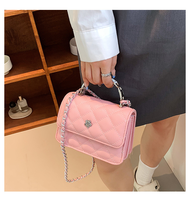 Women's Pu Leather Solid Color Lingge Fashion Lingge Cross Square Magnetic Buckle Handbag Crossbody Bag display picture 1